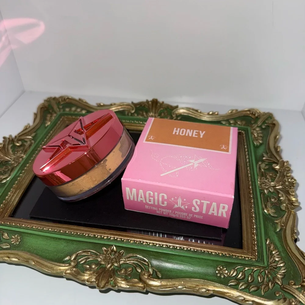 Jeffree Star Magic Star Setting Powder - Honey